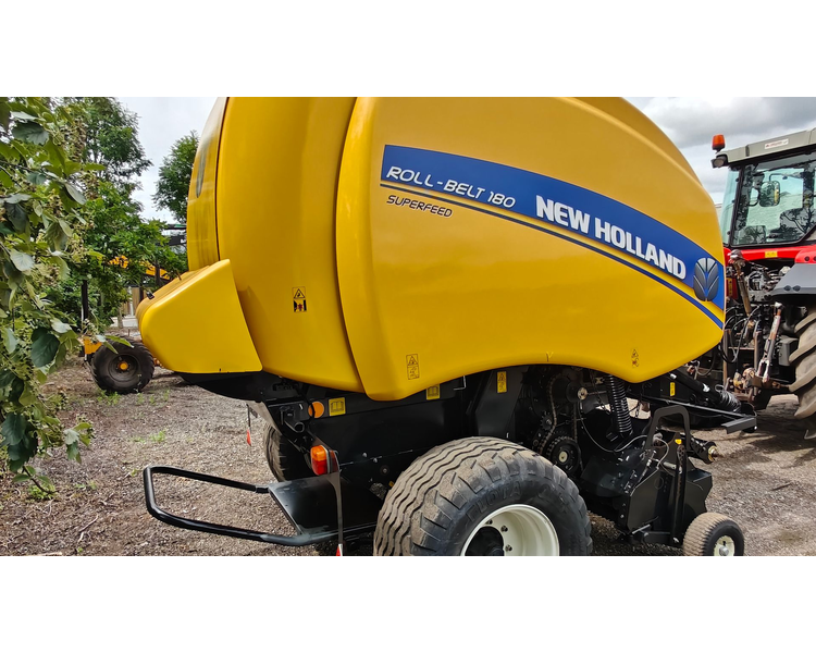New Holland RB 180  super feed