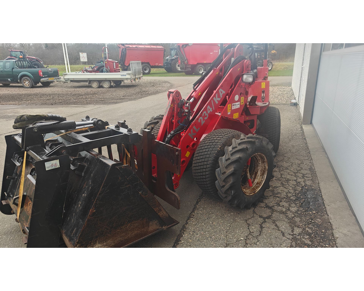 Thaler KL 234/ Ka Skovl, pallegafler, siloklo medfølger