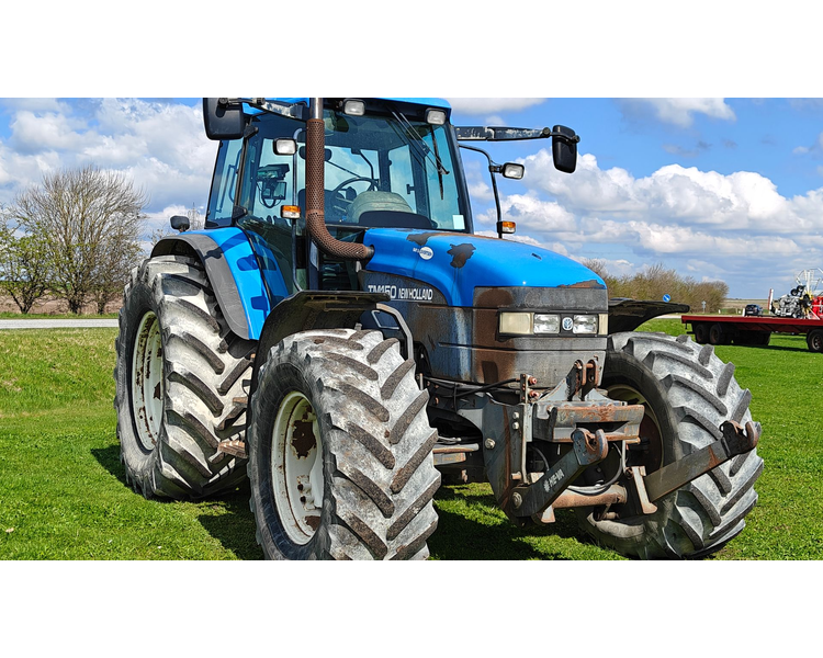 New Holland TM 150