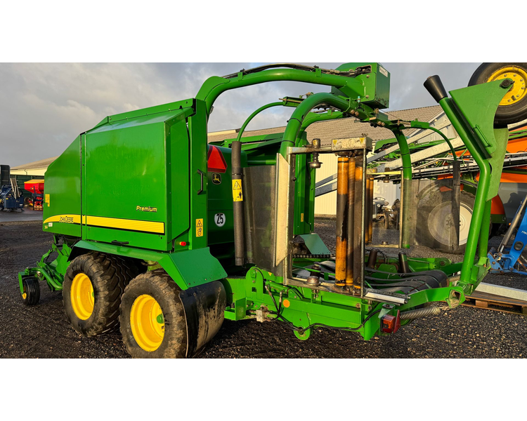John Deere 744 Premium