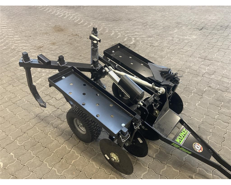 Kunz Engineering Till-Ease harve
