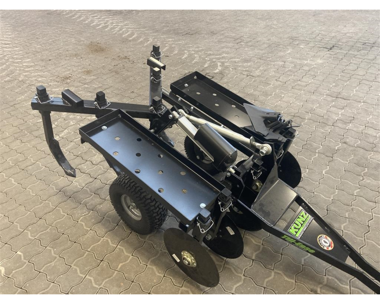 Kunz Engineering TillEase harve