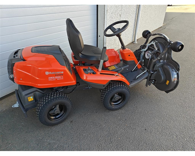 Husqvarna R 214TC Comfort - 103cm klippebord