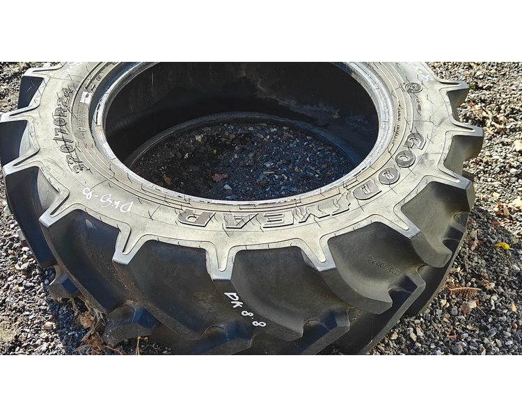 Goodyear 320/70R24 XXX