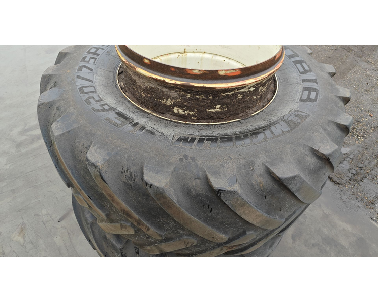 Tvillingehjul 620/75R30 XXX