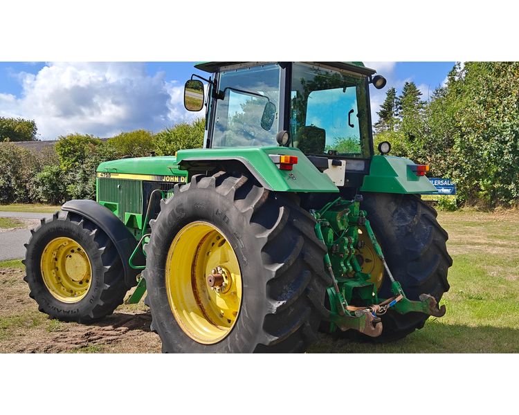 John Deere 4755