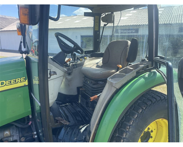John Deere 3720 Frontlift og PTO