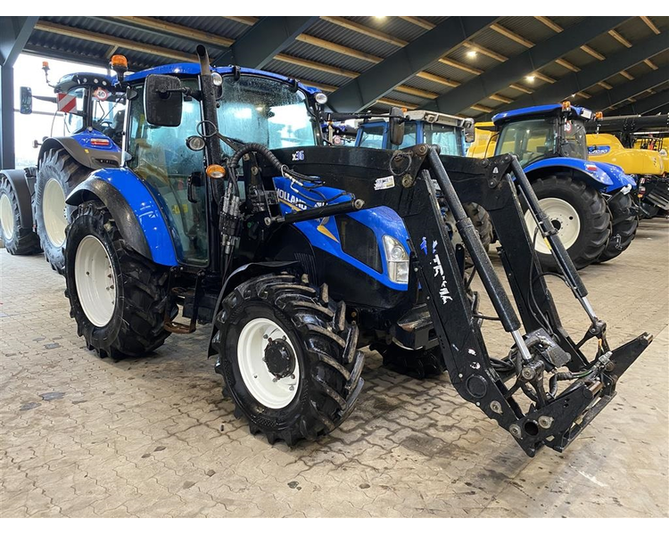 New Holland T4.95 Med frontlæsser