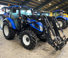 New Holland T4.95 Med frontlæsser