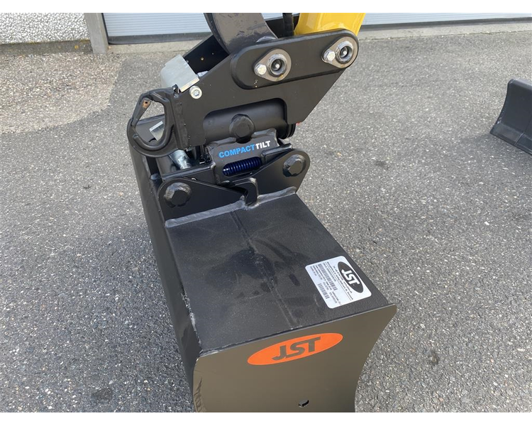 New Holland E12D ring for info og tilbud