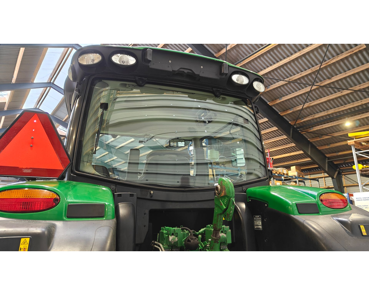 John Deere 6125R AutoQuad