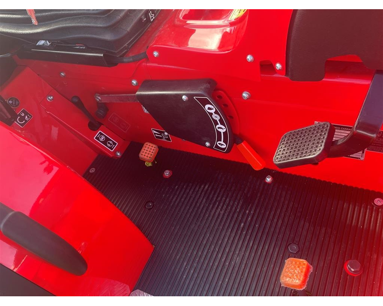 Antonio Carraro TTR 4800 HST