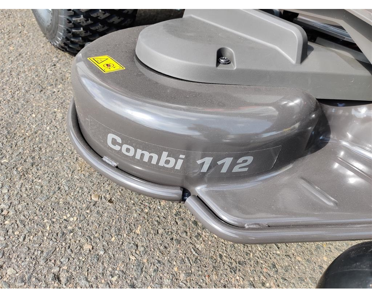 Husqvarna R418TsX AWD Inklusiv 112cm klippebord