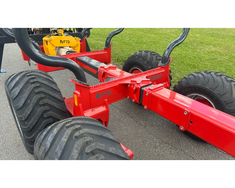 FTG-Källefall FB90 / FB63Ts FTG FB90 skovvogn med 63m kran