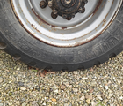 - - - Tipvogn med bremser