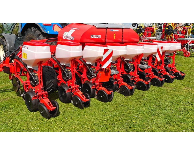 Maschio Gaspardo Mirka Isotronic 8
