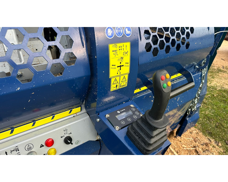 Tajfun RCA PRO 500 HY Demo