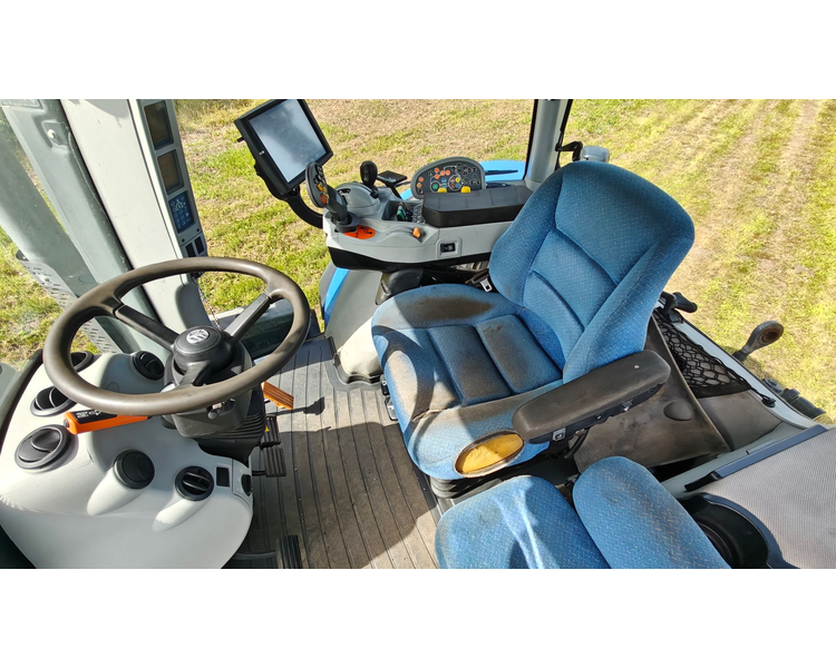 New Holland T8.390