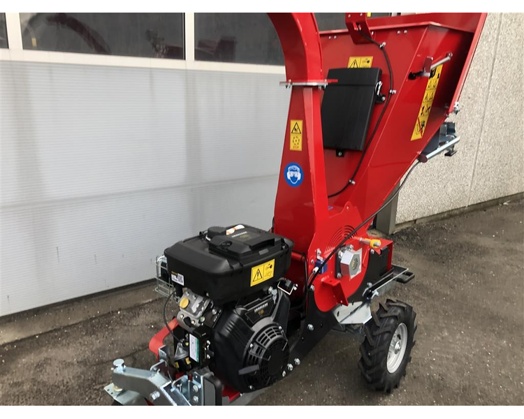 TP 100 MOBIL MED HYDRAULISK MOWER / TILBUD SPAR 19.499,-