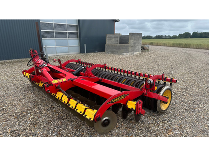Vaderstad Carrier