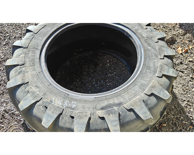 Michelin 13.6 R24 XXX