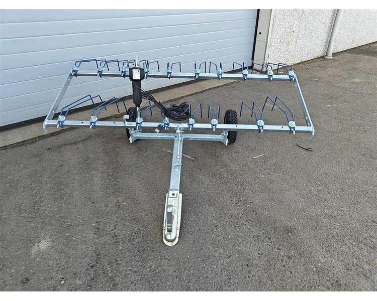 Anker Bjerre Riven Gårdspladsstrigle 150cm Inkl. elektrisk hæve/sænk og kugletræk