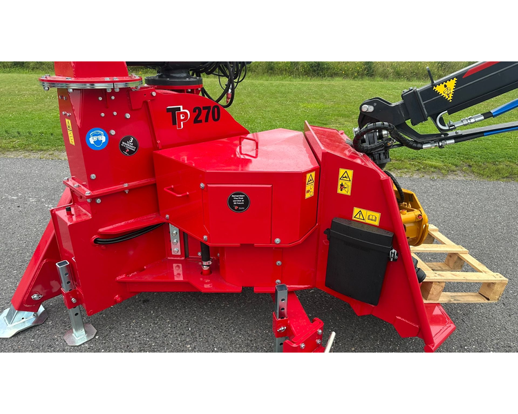 TP 270 PTO K med FTG 6,3m kran med fjernbetjent joystick.