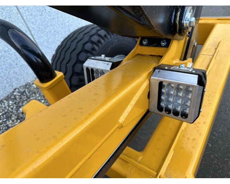 FTG-Moheda M101 med M41T kran