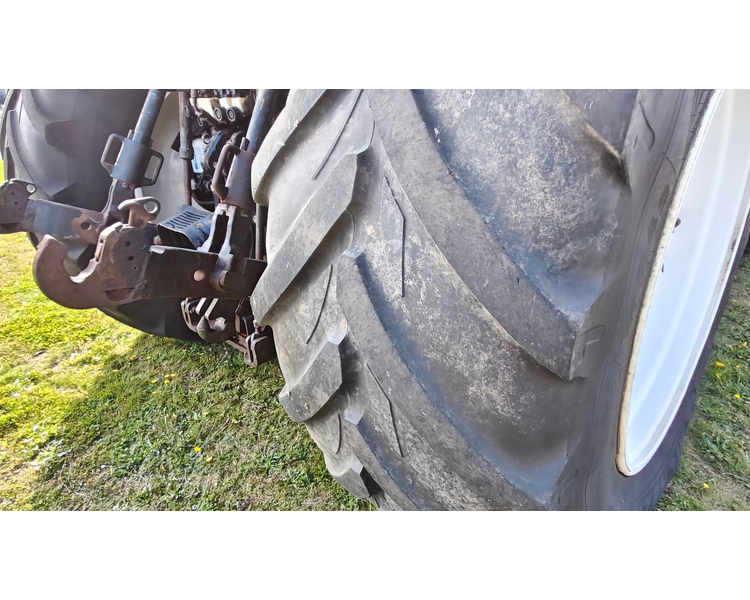 New Holland T7050 AUTO COMMAND