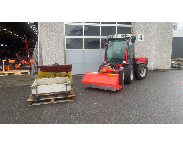 Antonio Carraro SP 4400 HST Inkl. Muratori slagleklipper