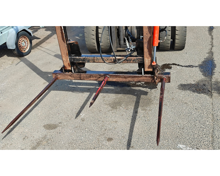 - - - Storballespyd m/EURO beslag Med hydraulisk opklap