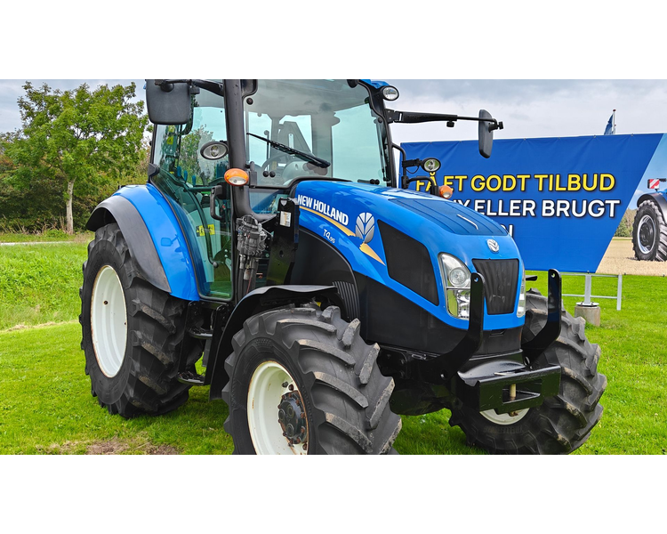 New Holland T4.95 Med frontlæsser