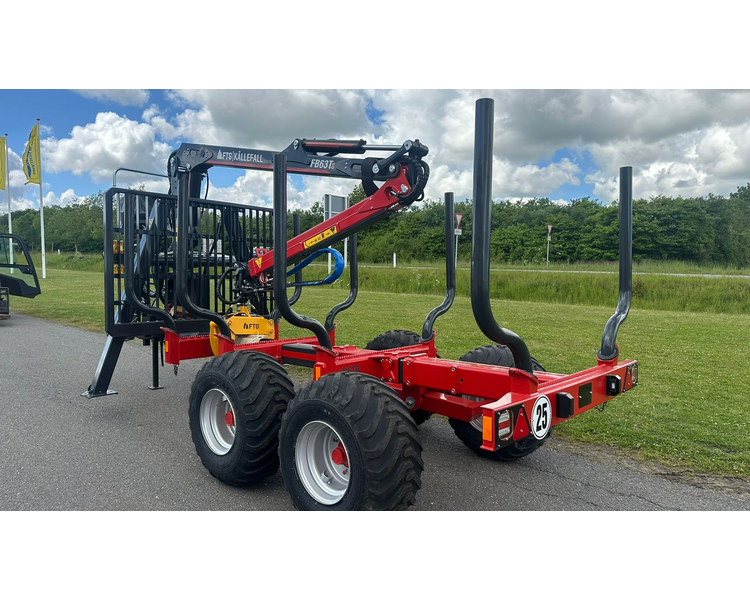 FTG-Källefall FB90 / FB63Ts FTG FB90 skovvogn med 63m kran