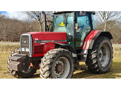Massey Ferguson 8110