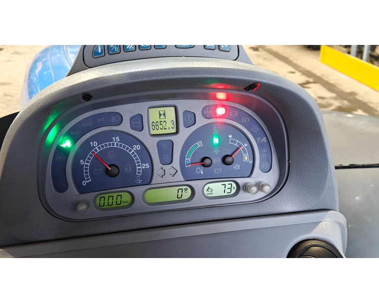 New Holland T7.220 Auto Command