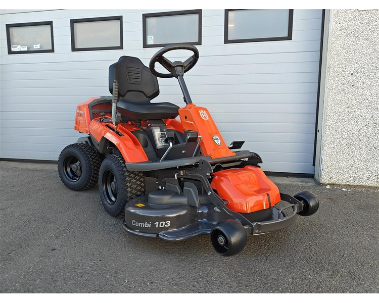 Husqvarna R 214TC Comfort - 103cm klippebord