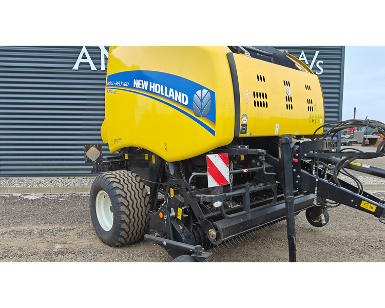 New Holland Roll-Belt 180 Superfeed