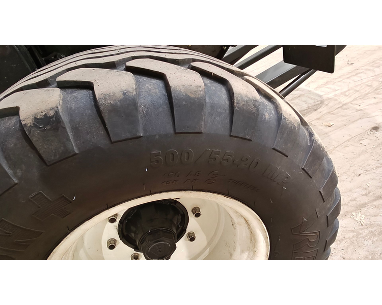 New Holland Roll-Belt 180 Superfeed