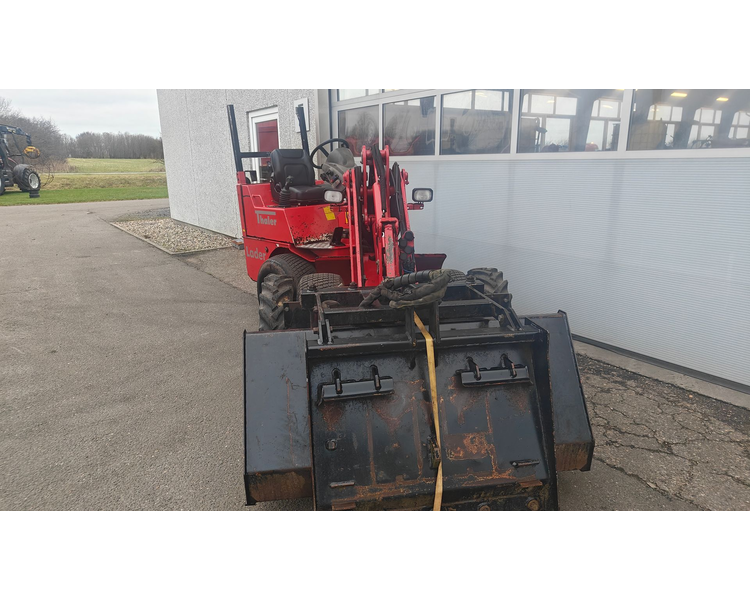 Thaler KL 234/ Ka Skovl, pallegafler, siloklo medfølger