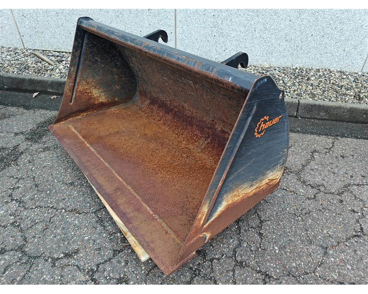 Schäffer Skovl 140 cm m. krogbeslag