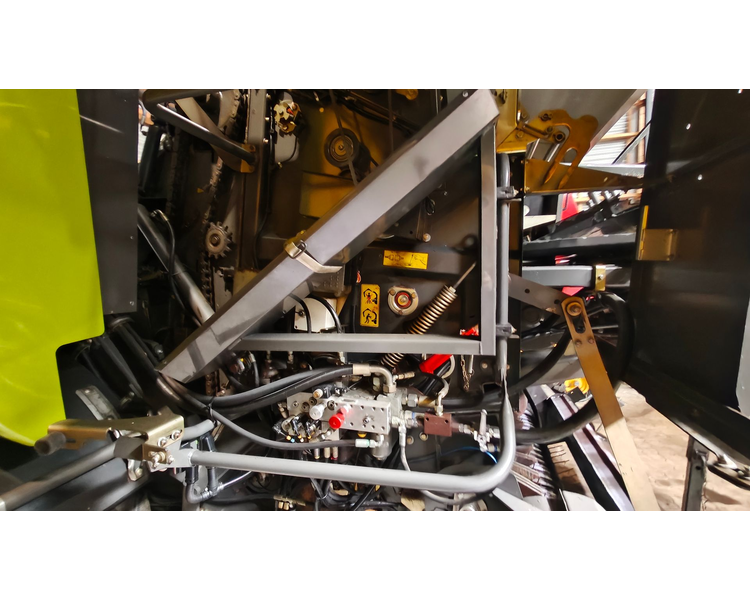 CLAAS ROLLANT 455 RC UNIWRAP