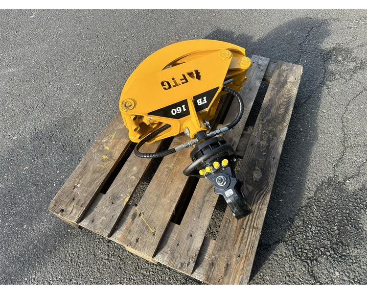 FTG Forest  160 greb med 3 tons rotator