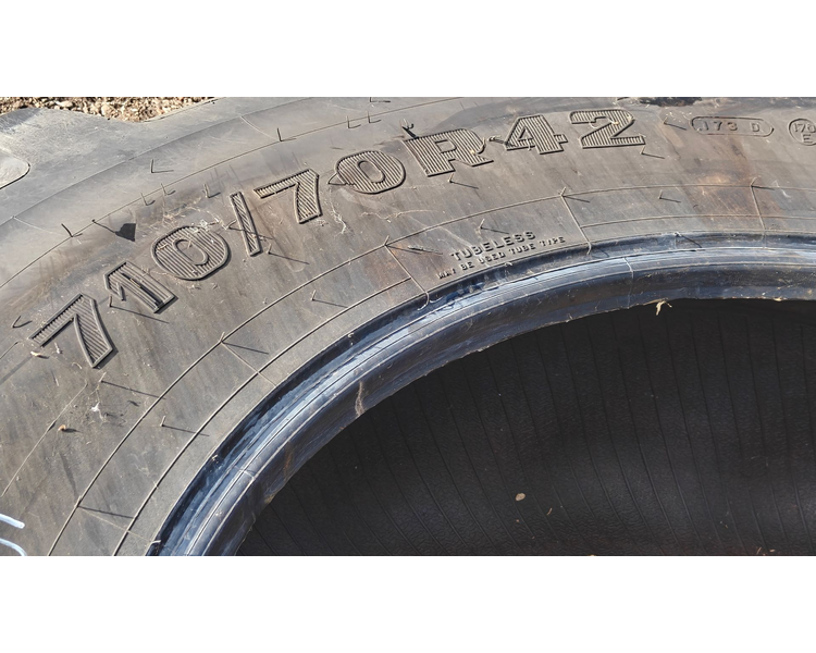 Firestone 710/70 R42 XXX