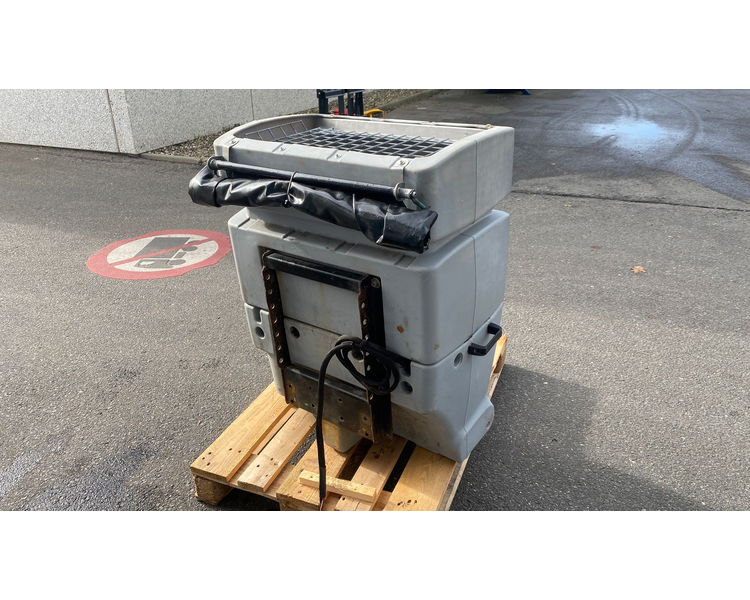 HillTip Icestriker 200