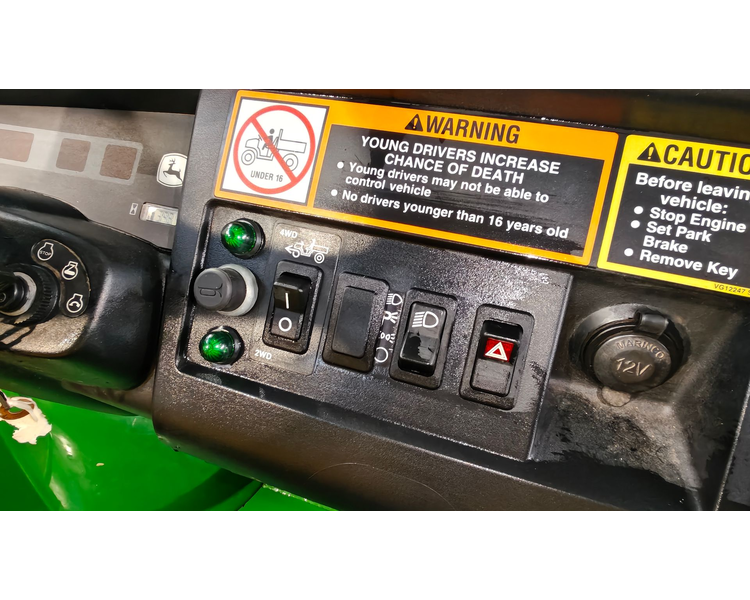 John Deere GATOR HPX DIESEL