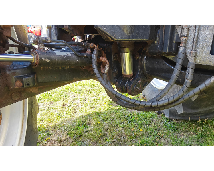New Holland T7050 AUTO COMMAND