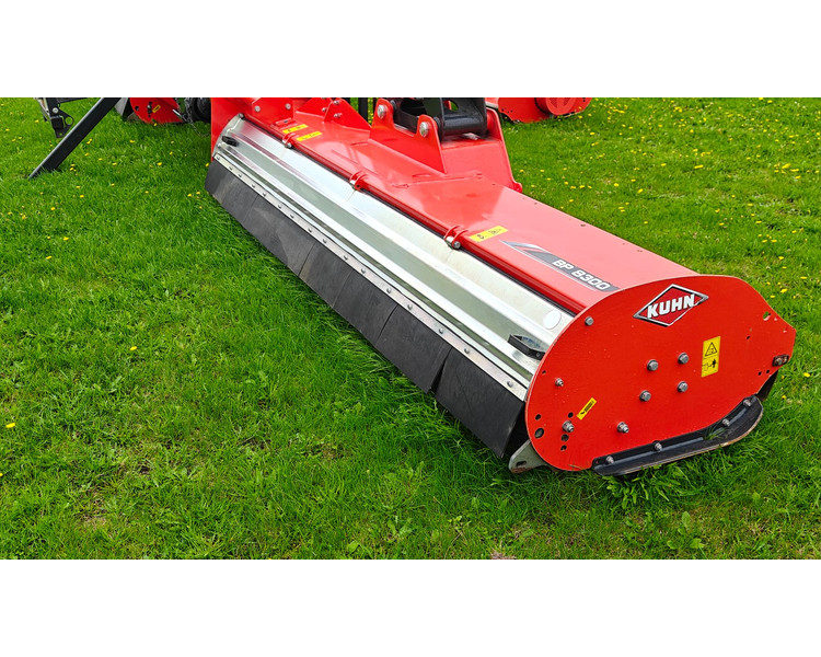 Kuhn BP 8300 og BPR 305