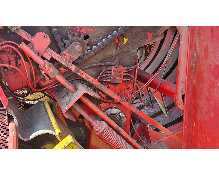 New Holland BB980