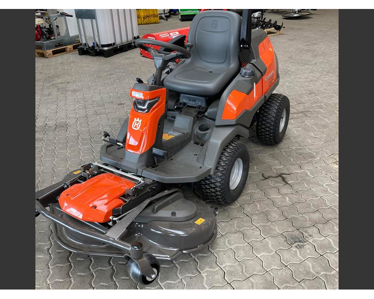 Husqvarna R418TsX AWD