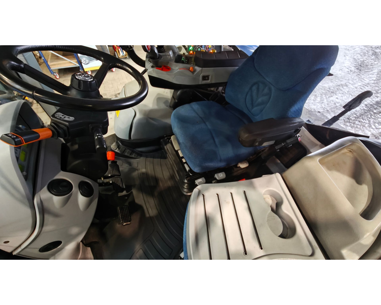 New Holland T7.220 Auto Command